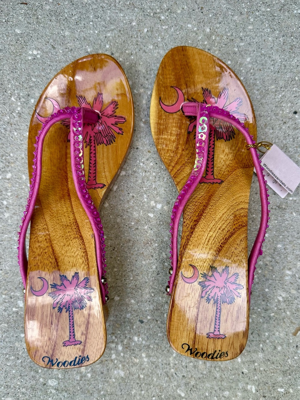 Vintage Pink Crescent Moon Palm Tree Woodies Sandals Size 7 NWT